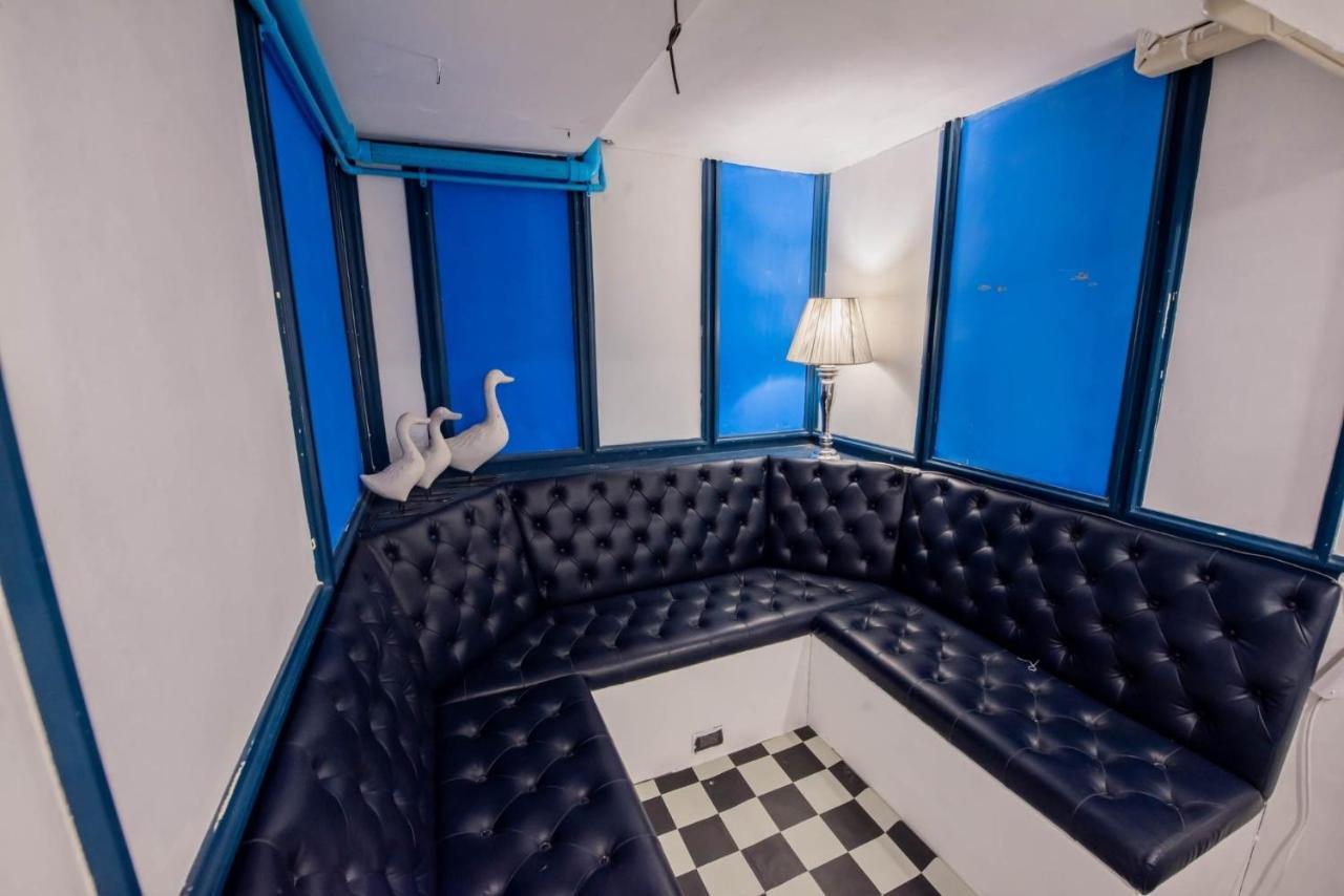 Elixir Hostel Bangkok Exterior photo