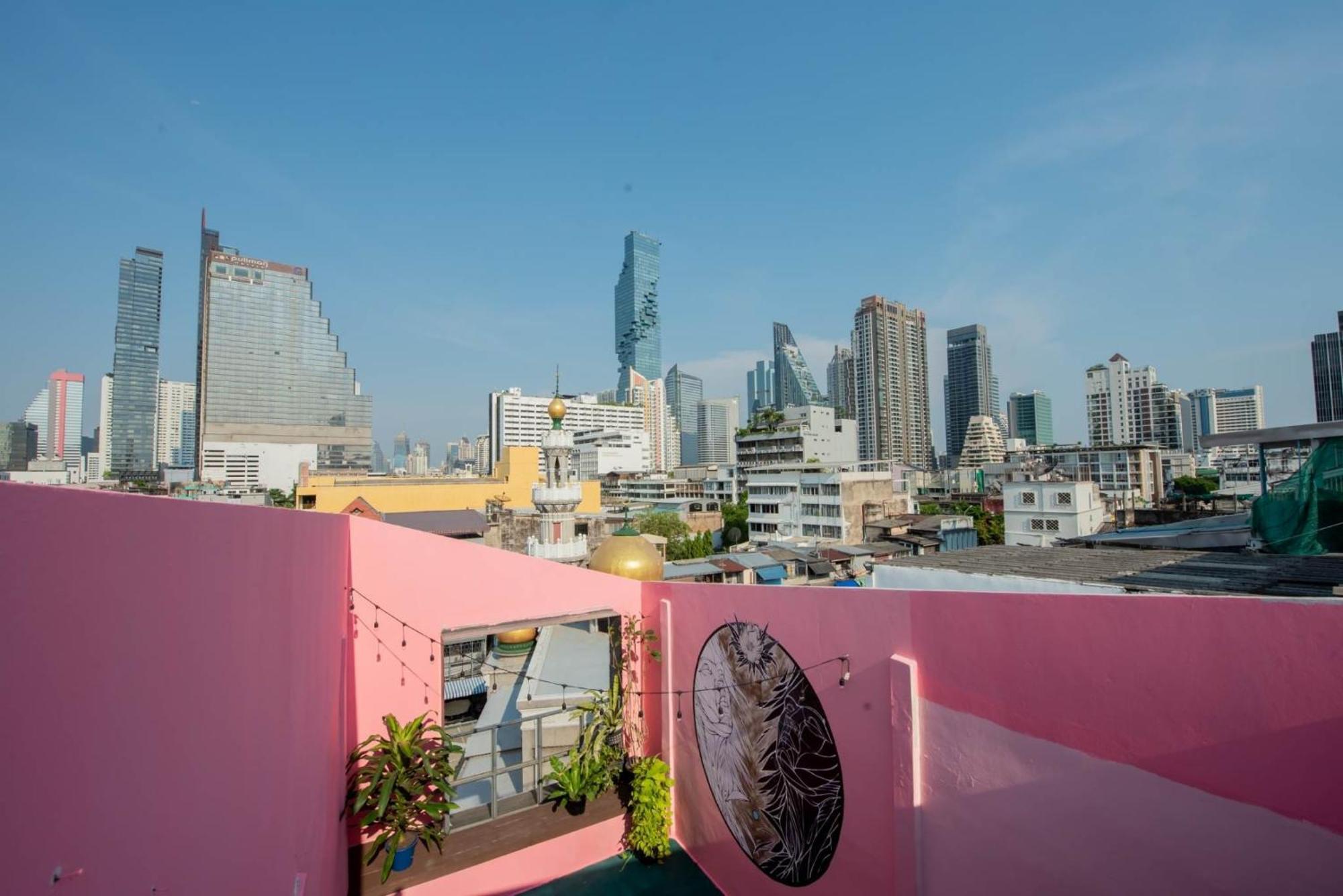 Elixir Hostel Bangkok Exterior photo